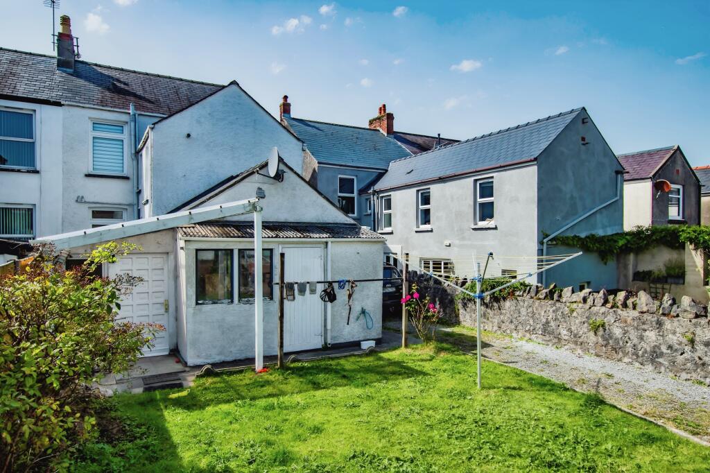 3 bed Semi-Detached
