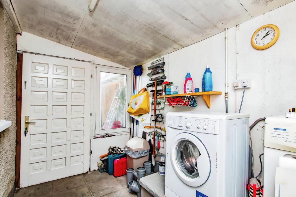 3 bed Semi-Detached
