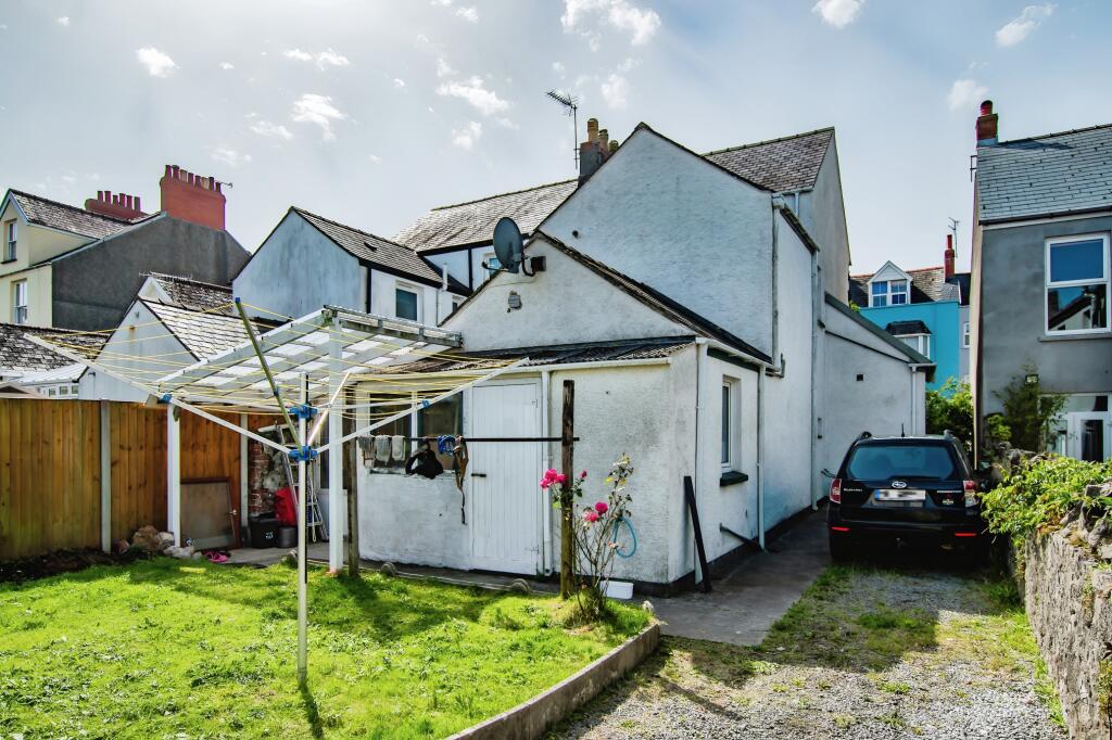 3 bed Semi-Detached