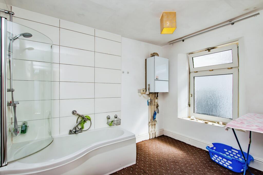 3 bed Semi-Detached