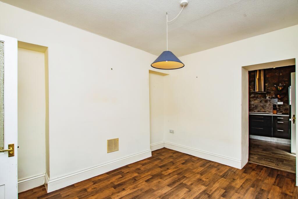 3 bed Semi-Detached