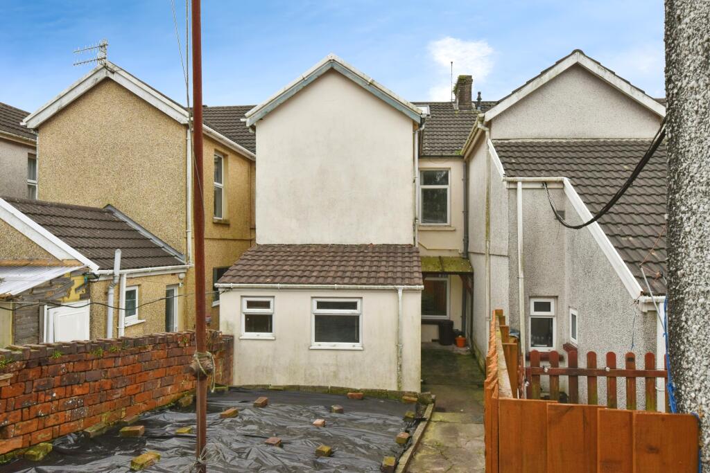2 bed Terraced