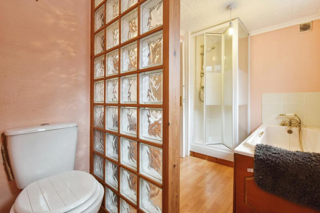 2 bed Terraced