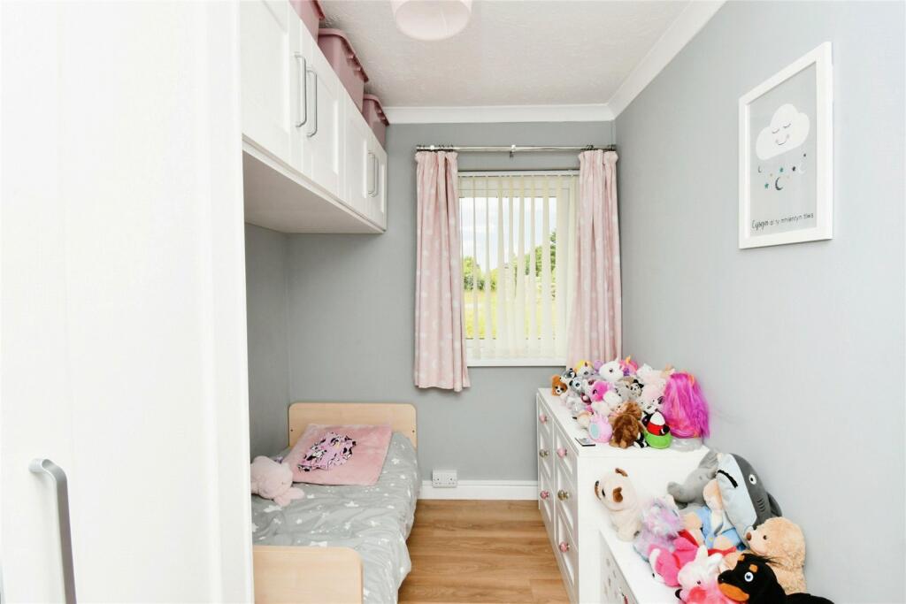 3 bed Detached Bungalow
