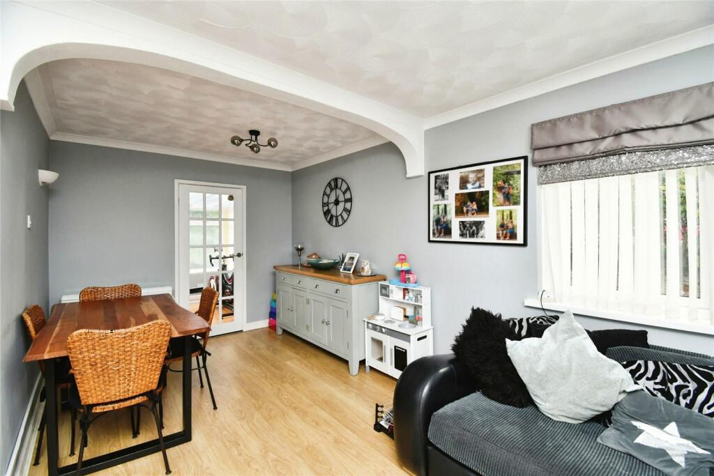 3 bed Detached Bungalow