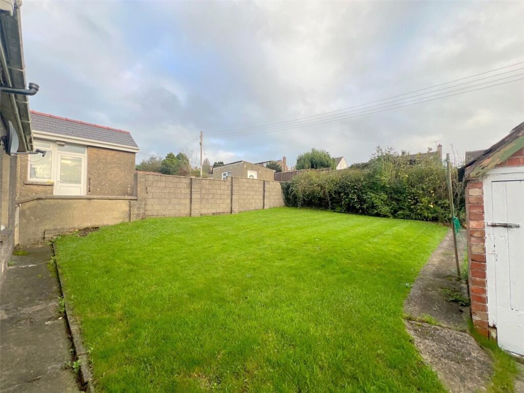 2 bed Detached Bungalow