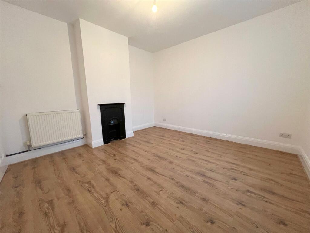 2 bed Detached Bungalow