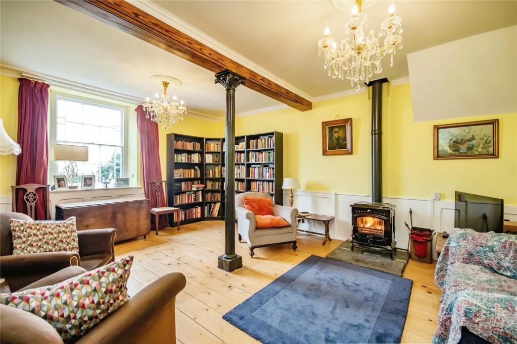7 bed House