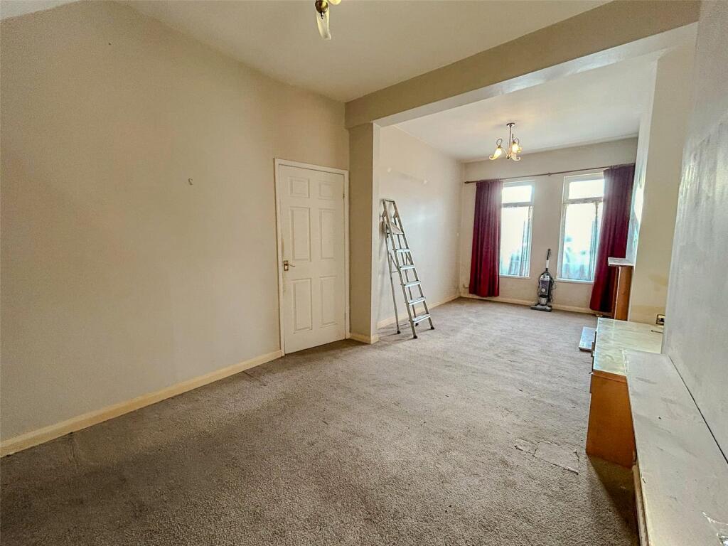 3 bed Terraced