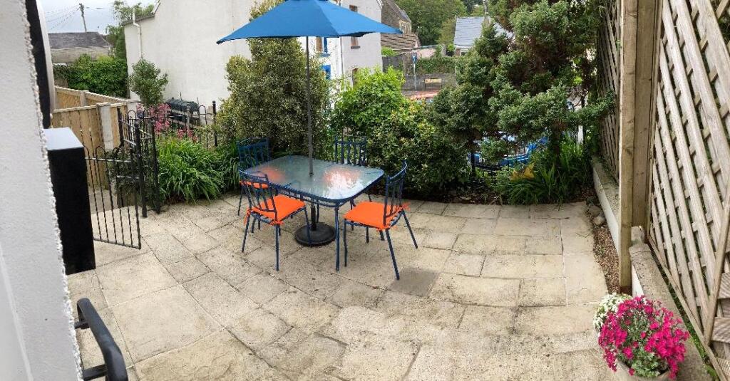3 bed End of Terrace