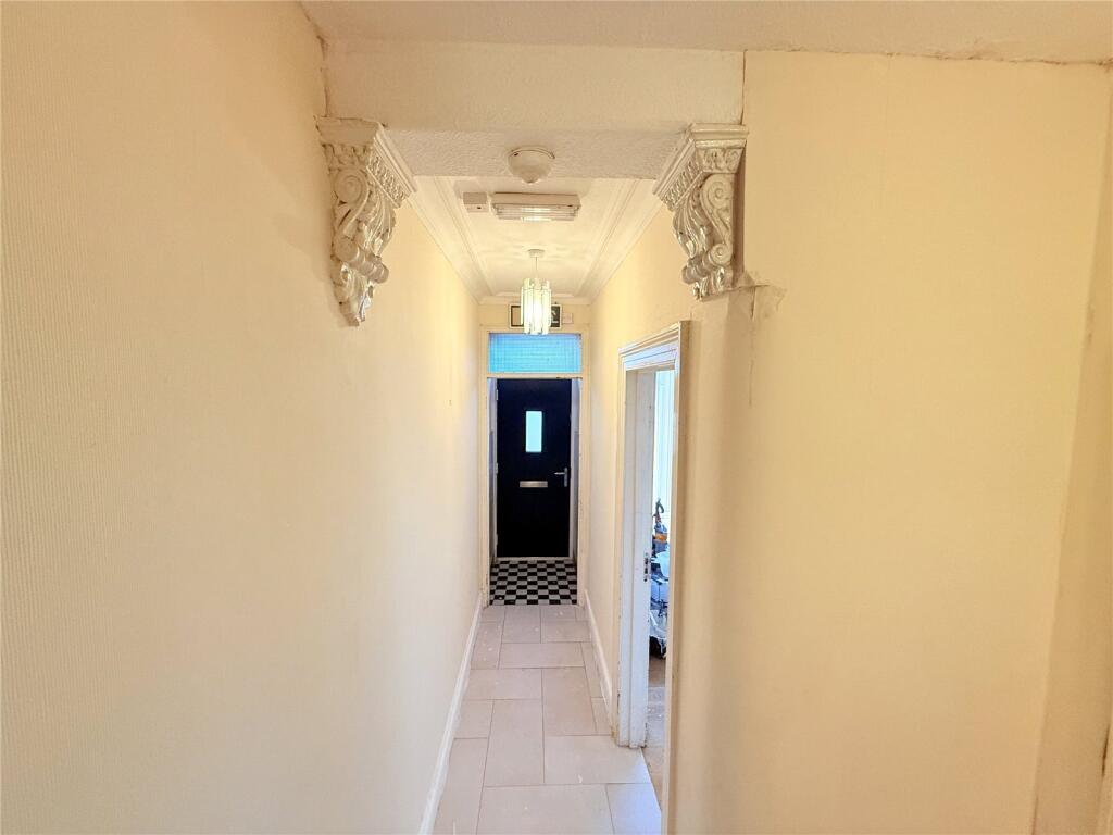 4 bed Terraced
