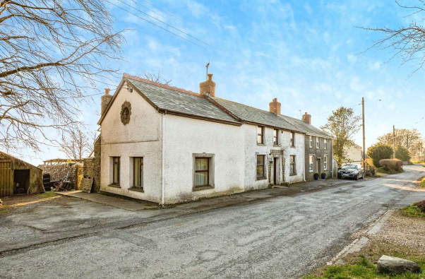 4 bed Smallholding