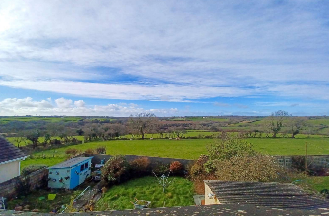 4 bed Detached Bungalow