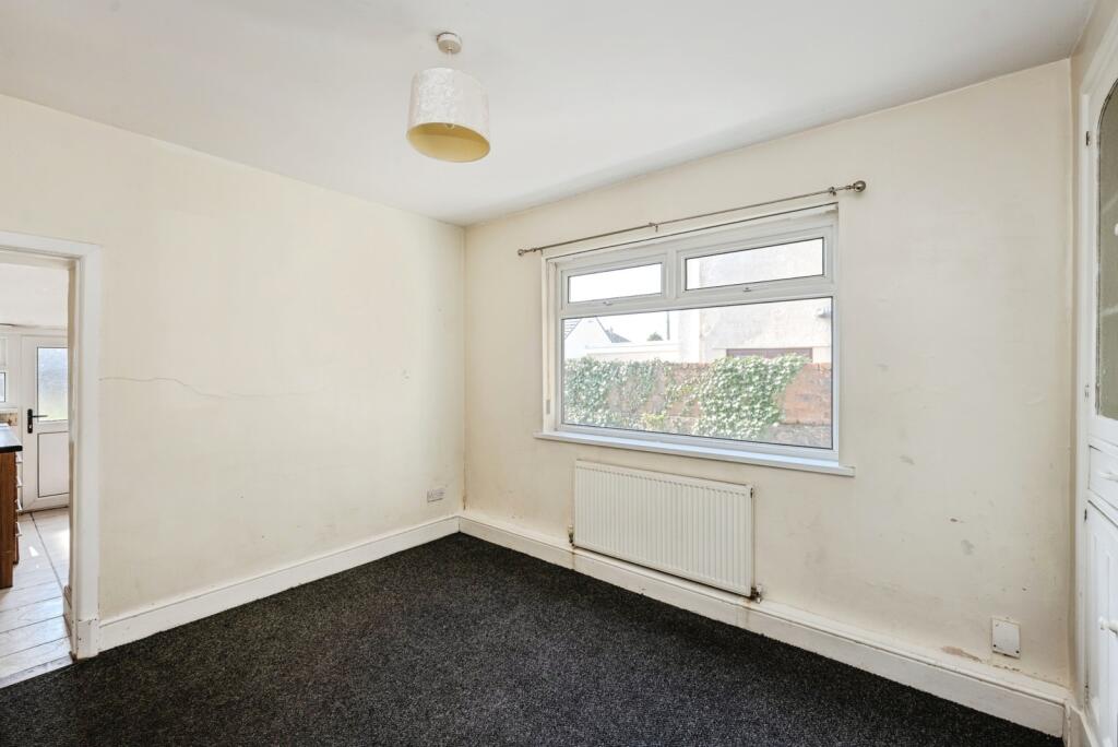 3 bed Semi-Detached