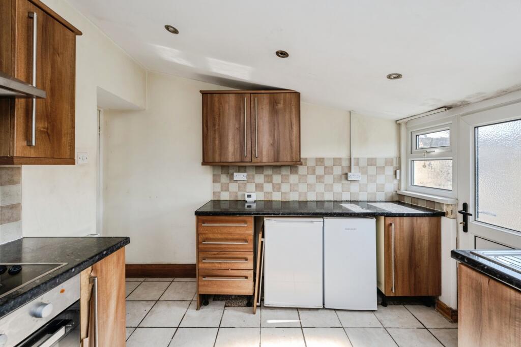 3 bed Semi-Detached