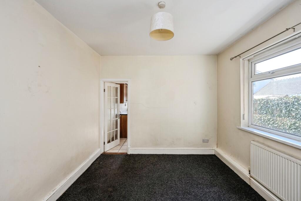 3 bed Semi-Detached