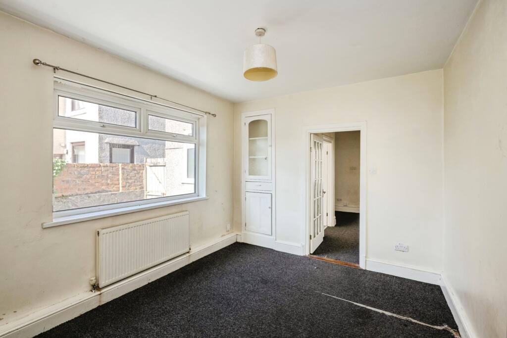3 bed Semi-Detached