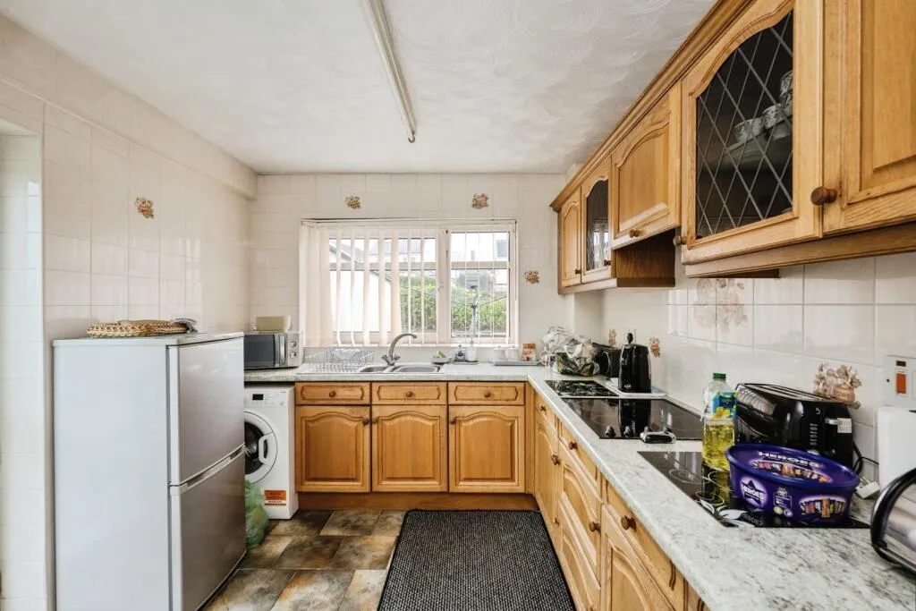 3 bed Semi-Detached