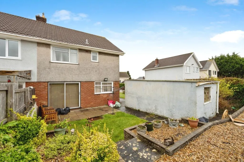 3 bed Semi-Detached