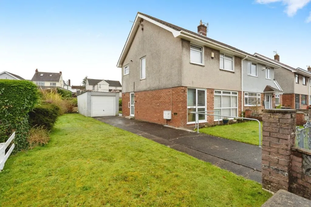 3 bed Semi-Detached