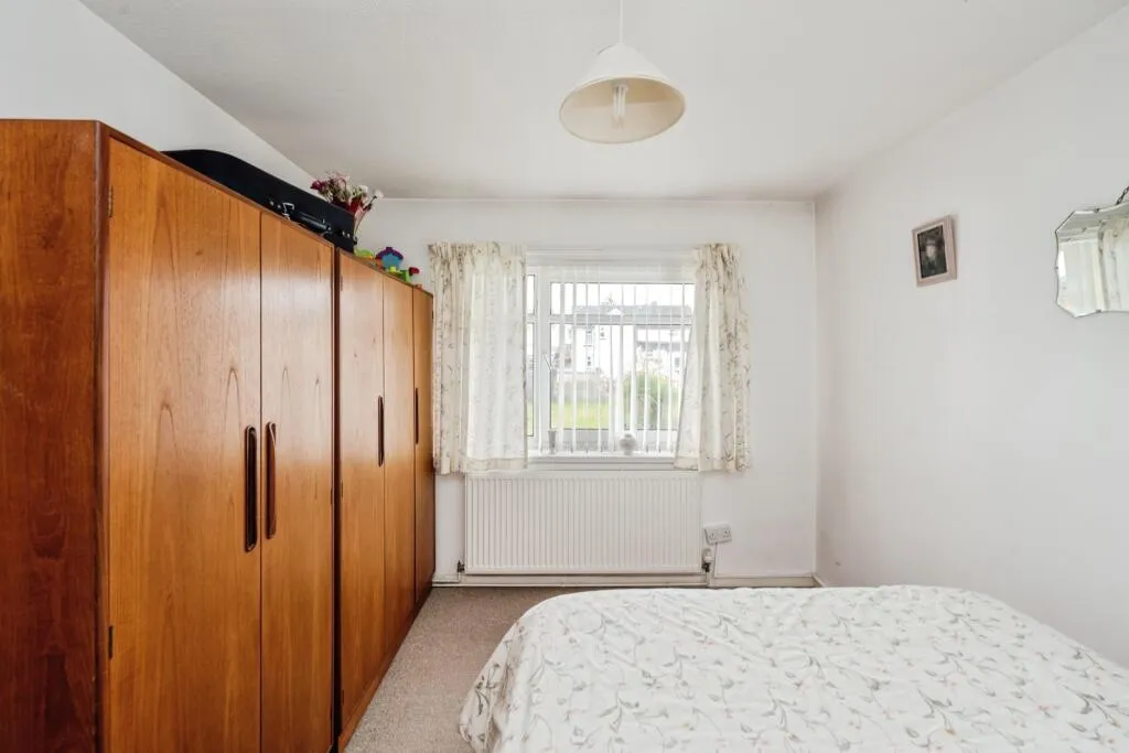 3 bed Semi-Detached