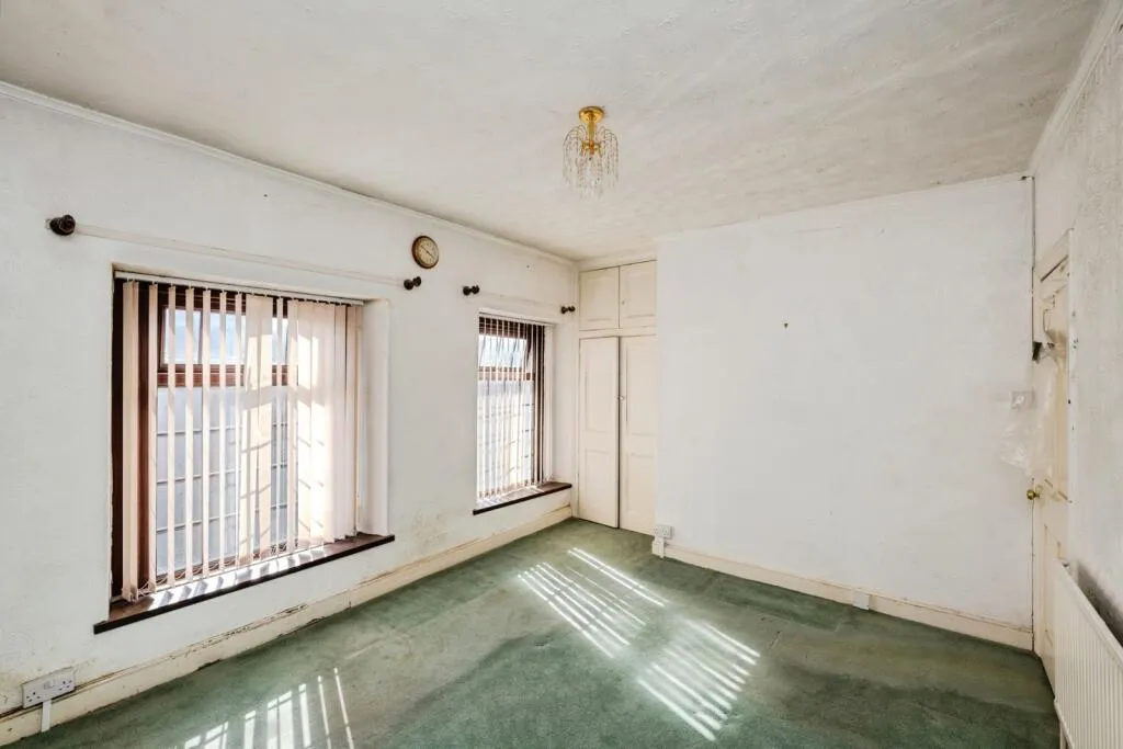 2 bed Terraced
