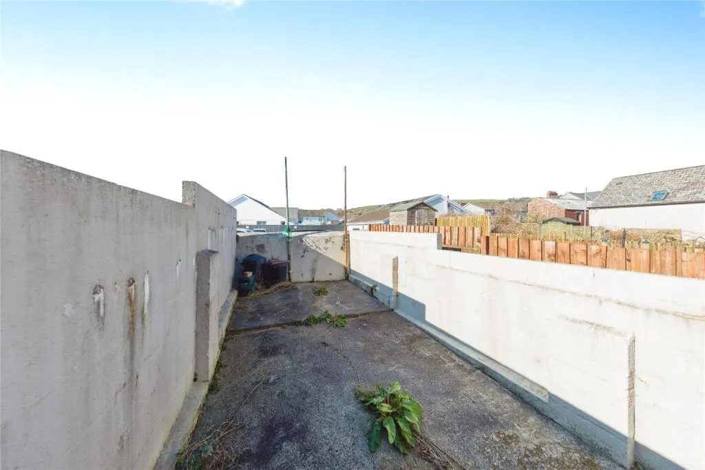 2 bed Terraced