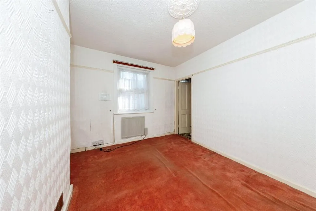 2 bed Terraced