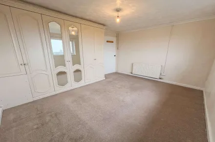 2 bed Apartment