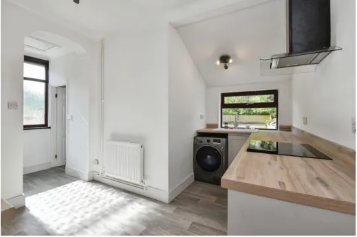 3 bed End of Terrace