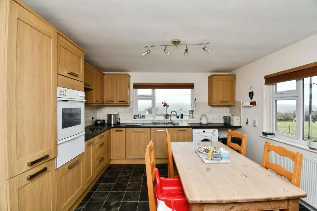 3 bed Detached Bungalow