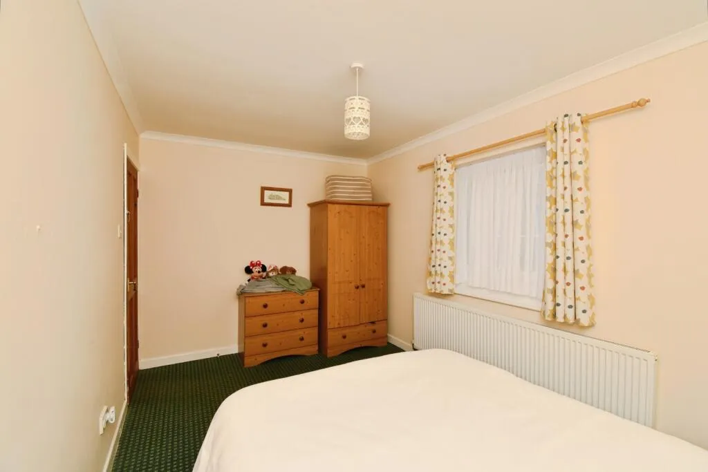 3 bed Detached Bungalow