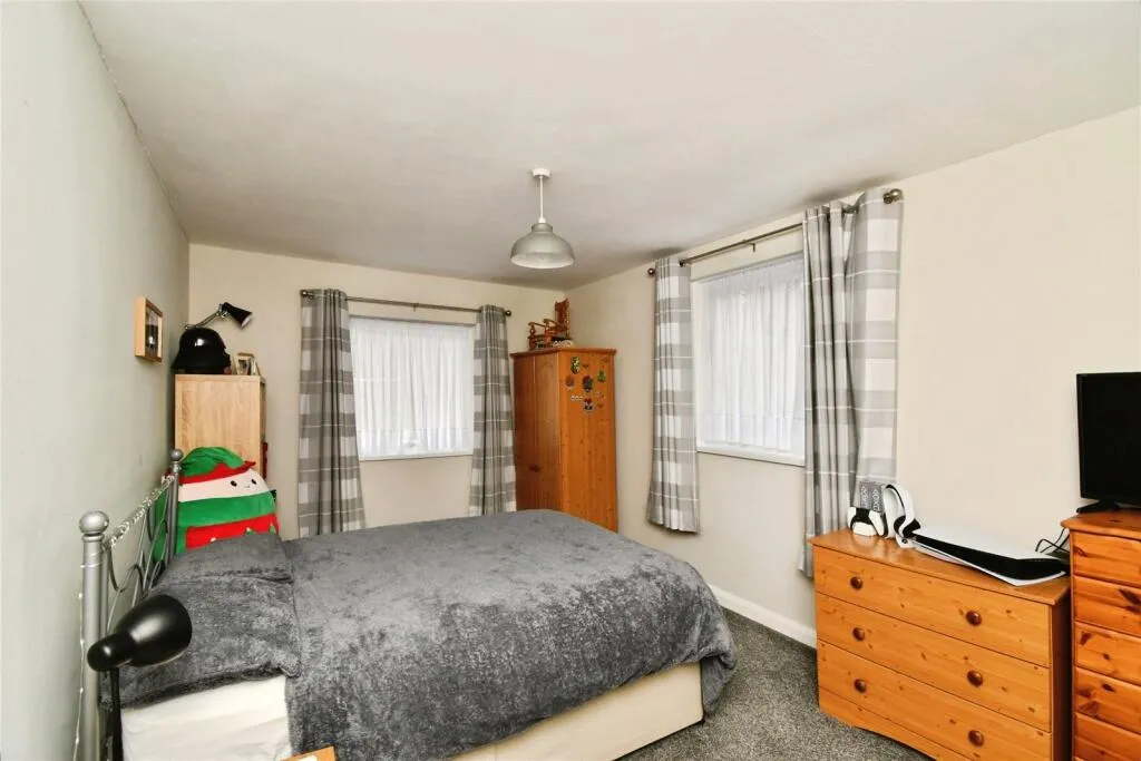 3 bed Detached Bungalow