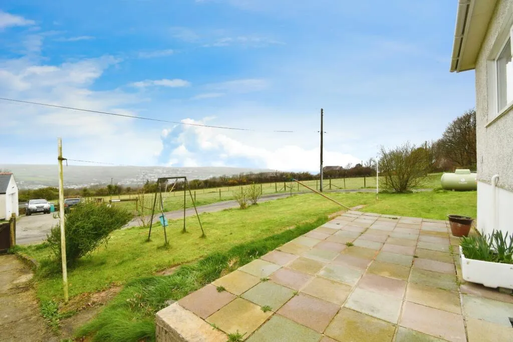 3 bed Detached Bungalow