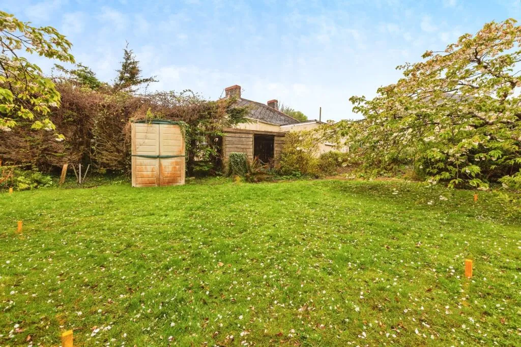 3 bed Detached Bungalow