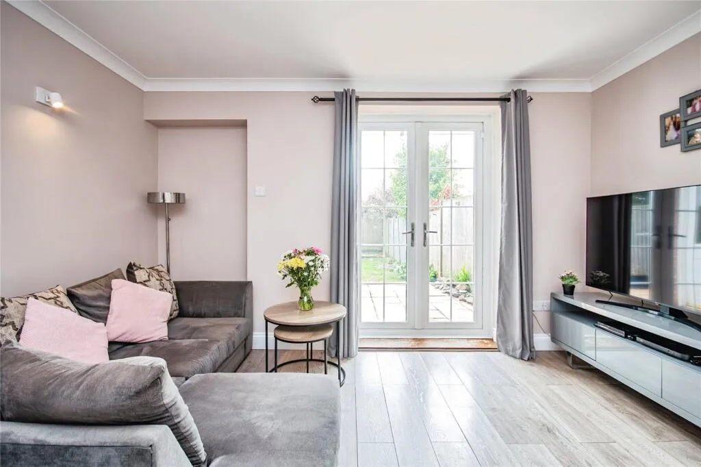 3 bed Terraced