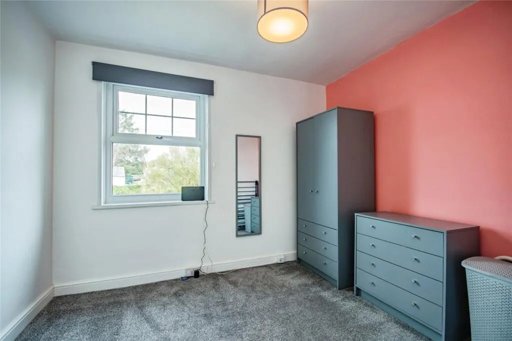 3 bed Terraced