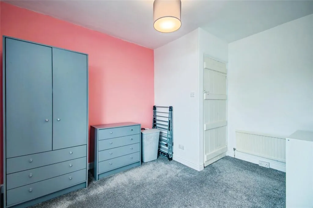 3 bed Terraced