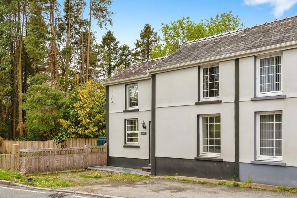 3 bed Semi-Detached