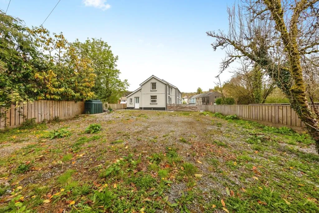 3 bed Semi-Detached