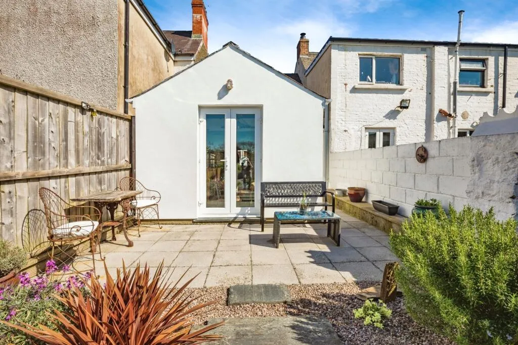 1 bed Terraced