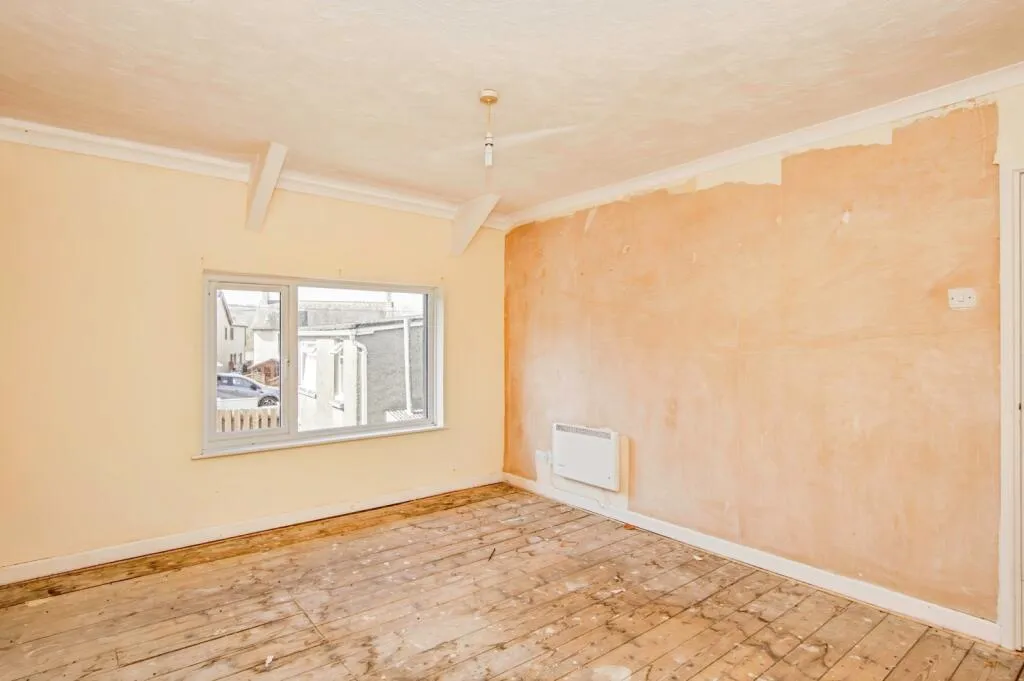 2 bed End of Terrace
