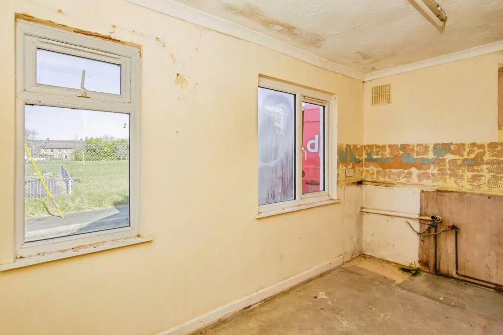 2 bed End of Terrace