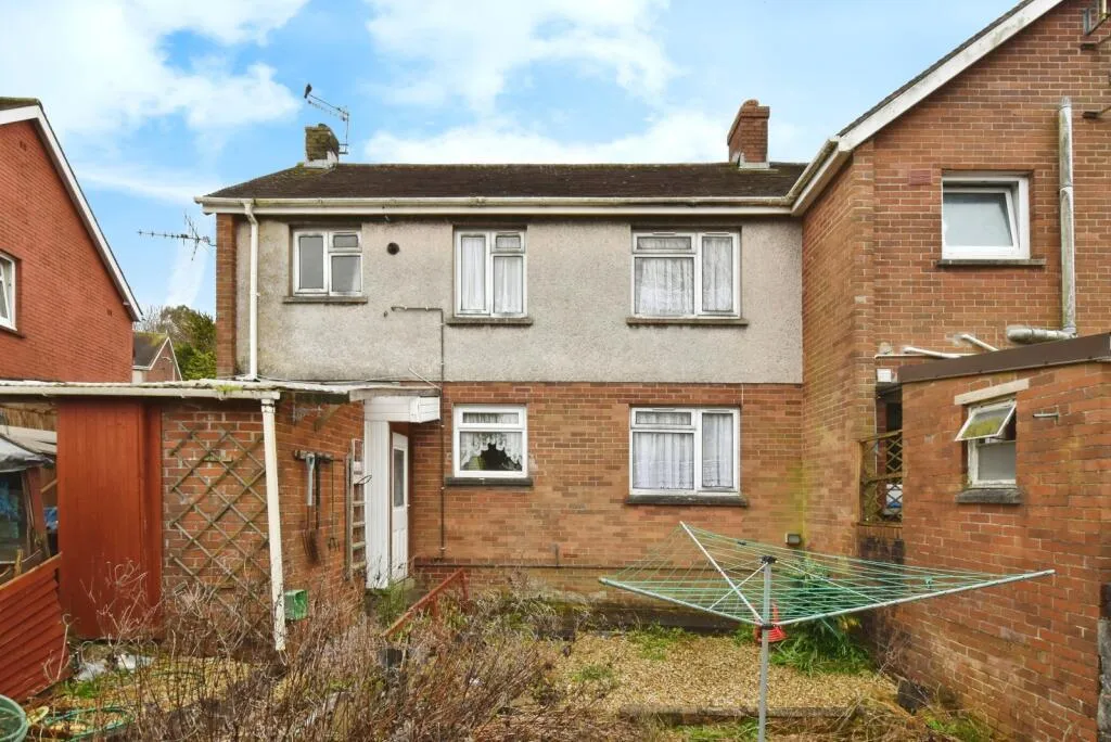2 bed Semi-Detached