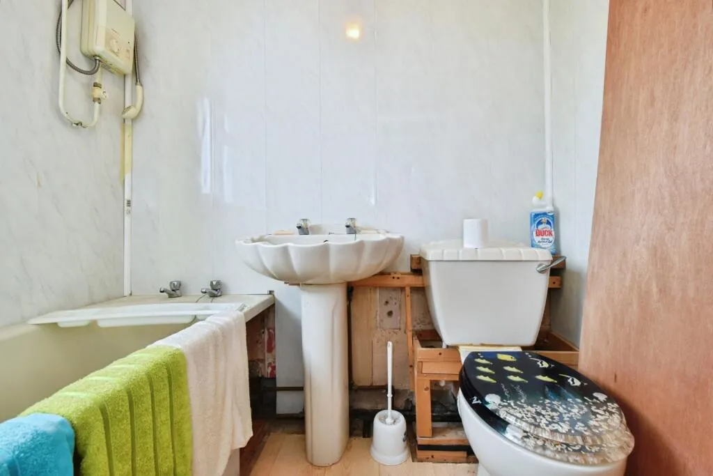2 bed Semi-Detached