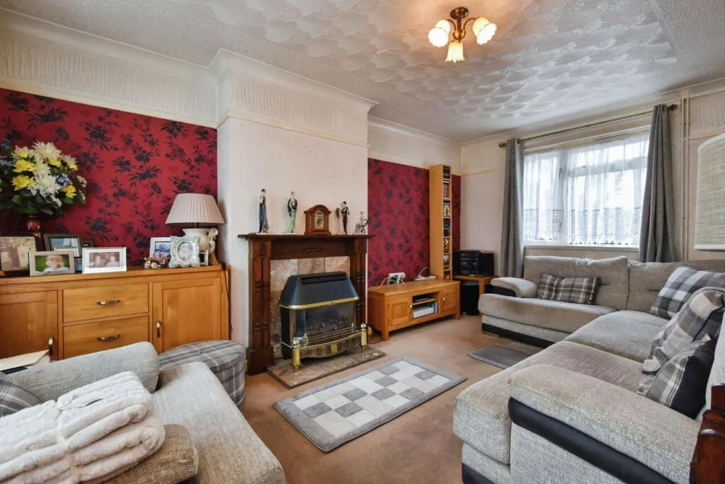 2 bed Semi-Detached