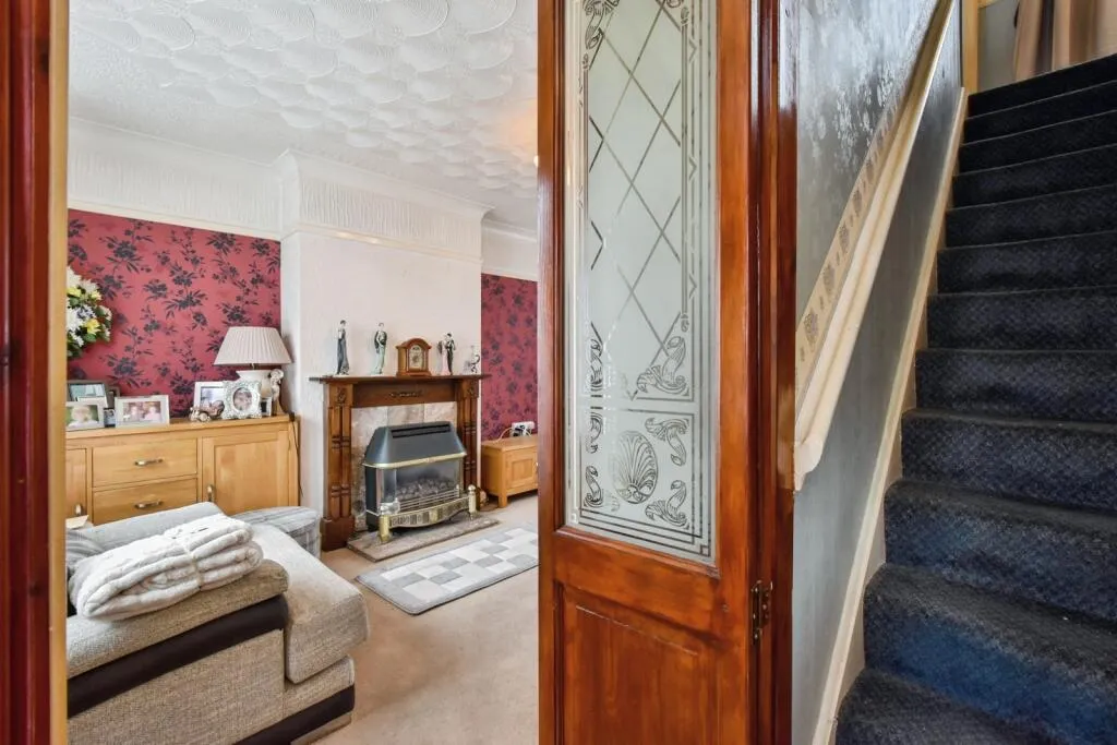 2 bed Semi-Detached