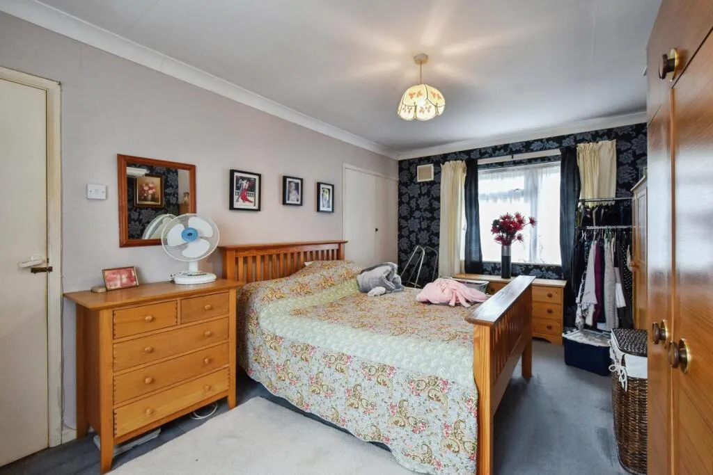 2 bed Semi-Detached