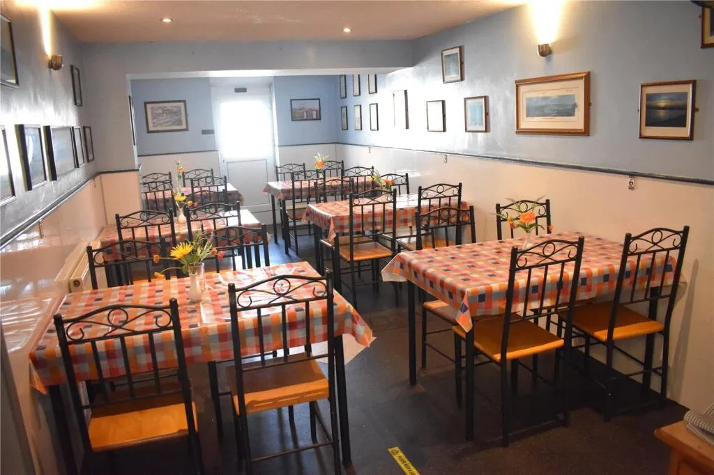 2 bed Cafe