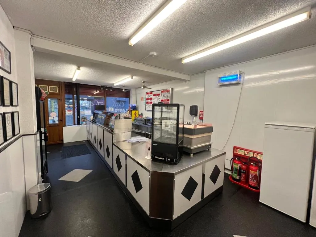 2 bed Cafe
